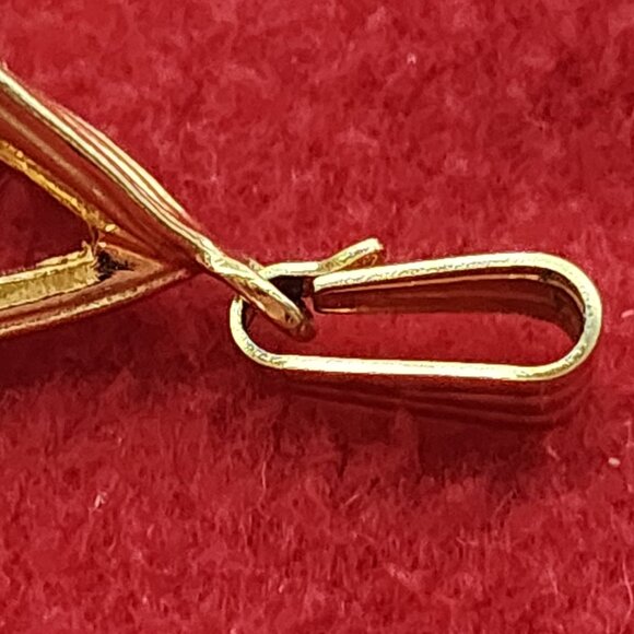 Avon Vintage Large Cream Floating Faux Pearl Inside a Gold Tone Cage Pendant - Picture 12 of 16